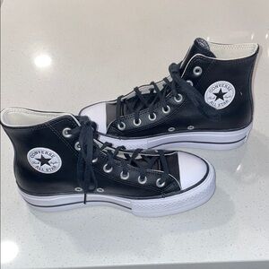 Converse Chuck Taylor All Star Lift Leather High Top